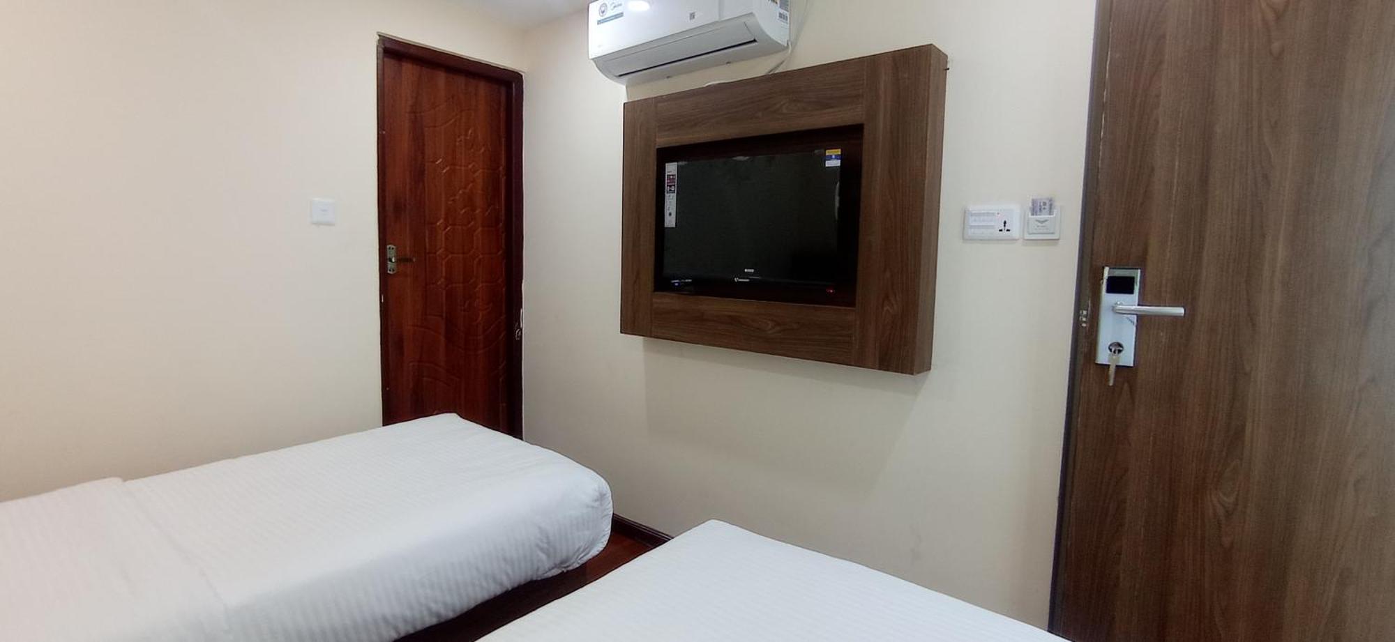 Hotel Aerolink Катманду Экстерьер фото